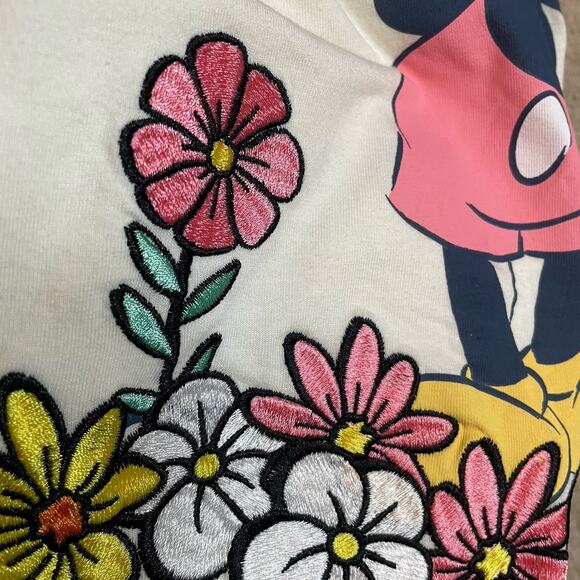 Disney Mickey Mouse Womens Size XXL Embroidered Flowers Cream SS T-shirt Freeze - Picture 4 of 12